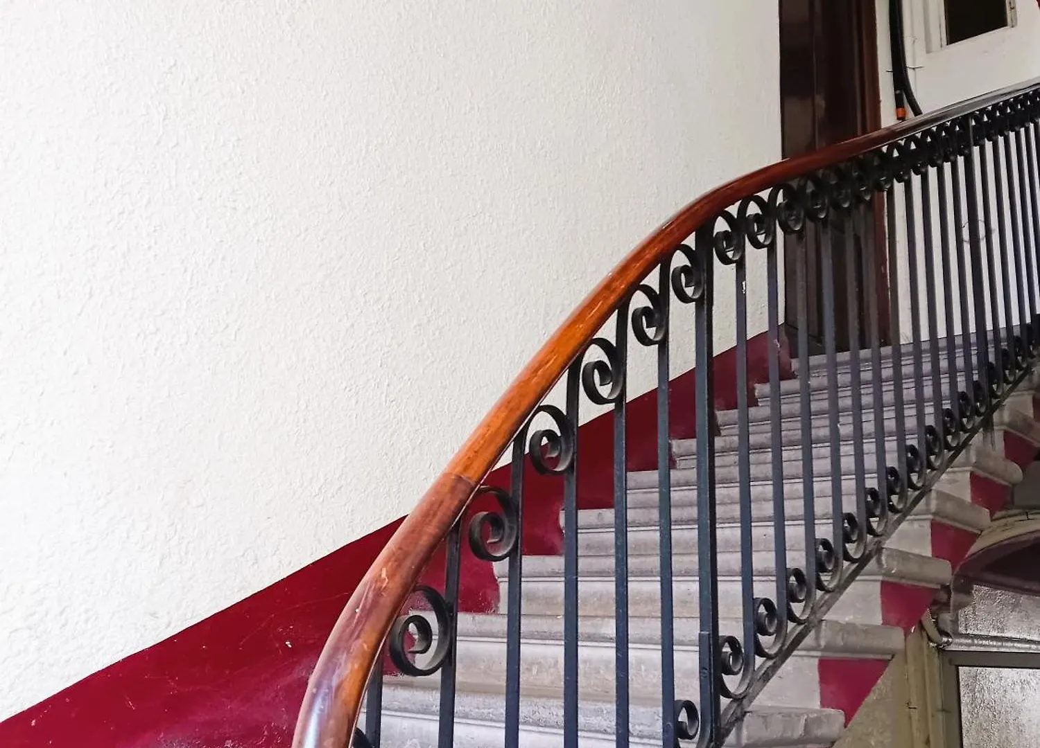 102 - Appart Renove Avec Grand Salon Et 1 Chambre - Tram Et Clinique Mutualiste A 1 Min Grenoble