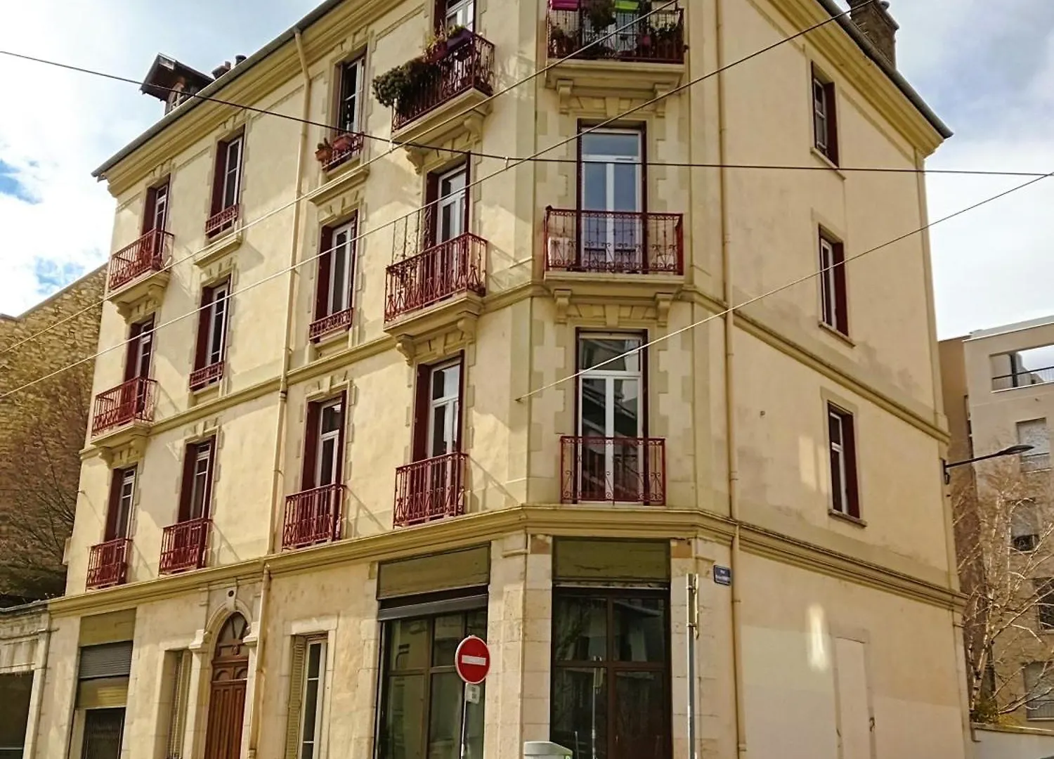 Apartment 102 - Appart Renove Avec Grand Salon Et 1 Chambre - Tram Et Clinique Mutualiste A 1 Min Grenoble